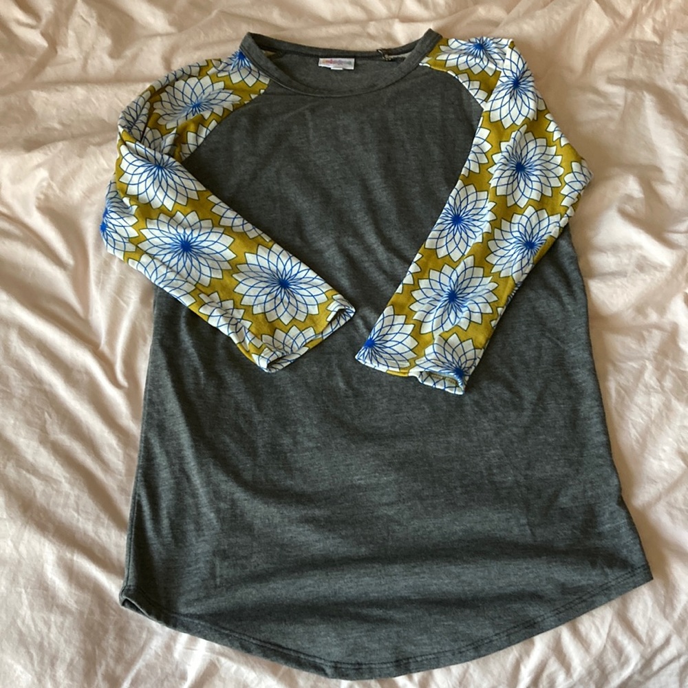 Lularoe XS Baseball Tee